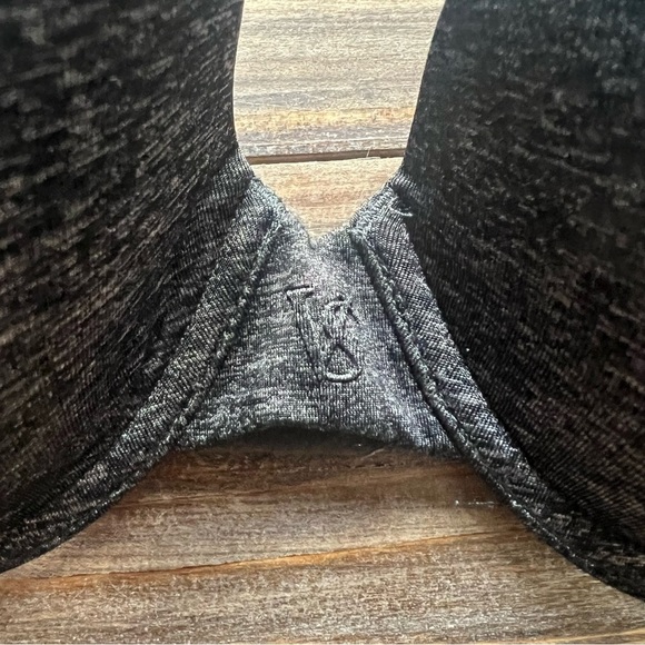Victoria’s Secret Uplift Semi Demi Grey Bra Size 32D - Picture 2 of 5
